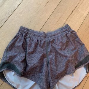 Lululemon Hotty Hot High-Rise Lined Short 4"